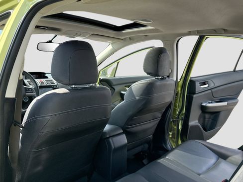 Used 2015 Subaru Crosstrek Touring image 6