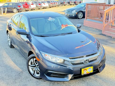 Used 2018 Honda Civic LX image 2