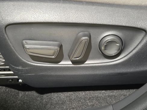 Used 2024 Toyota RAV4 XLE image 25