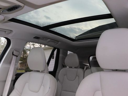 Used 2019 Volvo XC90 T6 Momentum w/ Advanced Package image 29