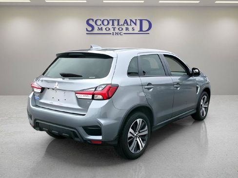 Used 2025 Mitsubishi Outlander Sport ES AWD/4WD image 6