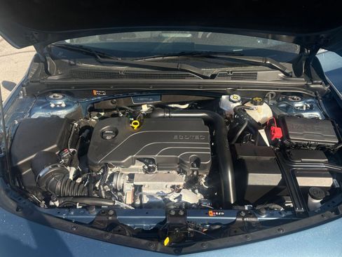 Used 2024 Chevrolet Malibu LT image 32