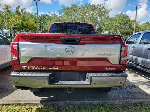 Used 2024 Nissan Titan Platinum Reserve w/ Moonroof Package AWD/4WD image 5