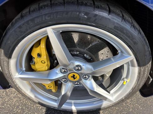 Used 2017 Ferrari 488 Spider image 59