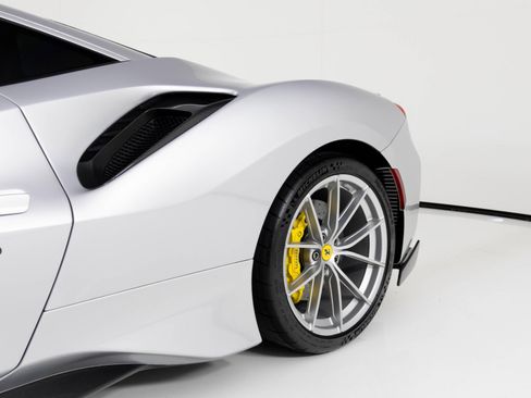 Used 2020 Ferrari 488 Pista Coupe image 58