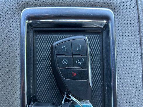 Used 2022 Chevrolet Silverado 1500 LTZ w/ LTZ Premium Package AWD/4WD image 44