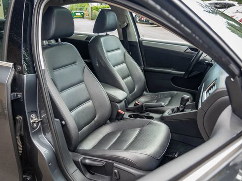 Used 2014 Volkswagen Jetta SE FWD image 15