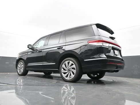 Used 2024 Lincoln Navigator Premiere AWD/4WD image 48