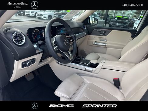 Certified 2023 Mercedes-Benz GLB 250 image 10