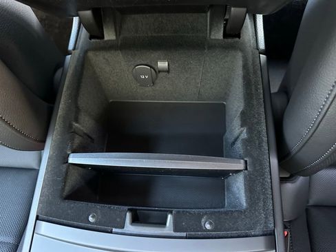 Used 2026 Porsche Panamera image 27