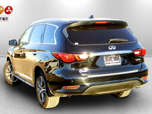 Used 2020 INFINITI QX60 Luxe w/ Essential Package image 4