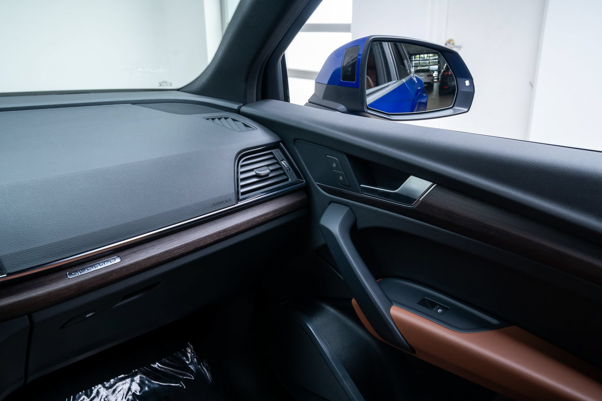 Used 2022 Audi Q5 e Premium AWD/4WD image 11
