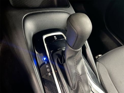 Used 2024 Toyota Corolla LE image 18