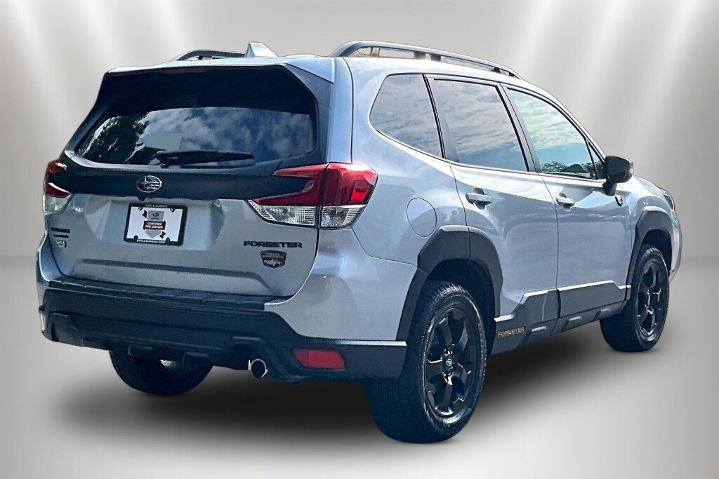 Certified 2023 Subaru Forester Wilderness AWD/4WD image 5