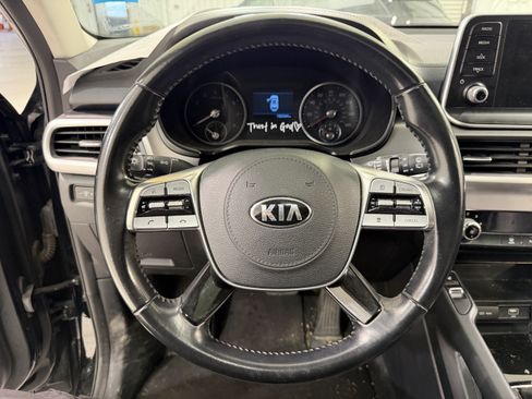 Used 2020 Kia Telluride S FWD image 17