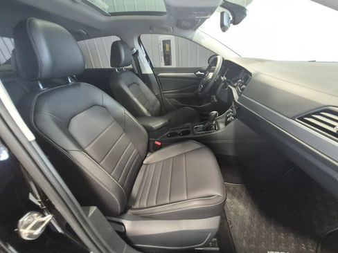 Used 2021 Volkswagen Jetta SE FWD image 20