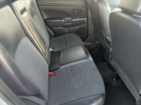 Used 2024 Mitsubishi Outlander Sport SE image 19