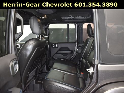 Used 2022 Jeep Wrangler Unlimited Rubicon 4xe image 16