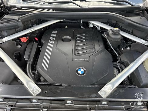 Used 2020 BMW X7 xDrive40i w/ Premium Package AWD/4WD image 37