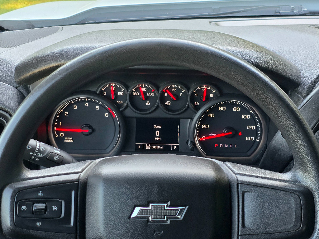 Used 2021 Chevrolet Silverado 1500 Custom Trail Boss w/ LPO, Dark Essentials Package AWD/4WD image 15