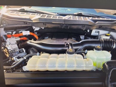 Used 2023 Ford F150 XLT w/ Equipment Group 302A High image 6