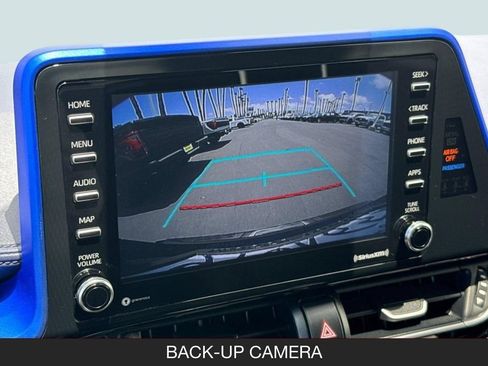 Used 2021 Toyota C-HR XLE FWD image 21