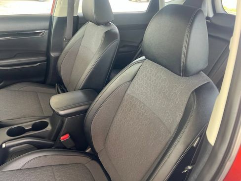 Certified 2024 Kia Seltos S AWD/4WD image 5