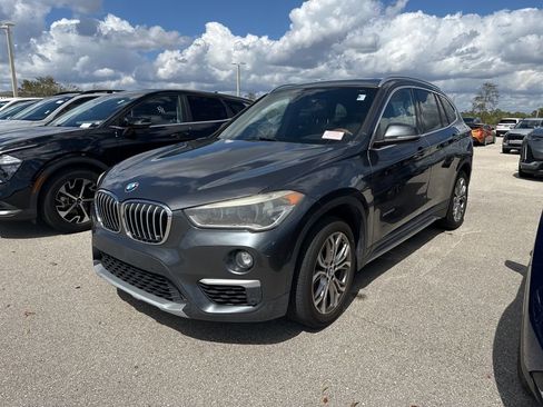Used 2017 BMW X1 xDrive28i image 4