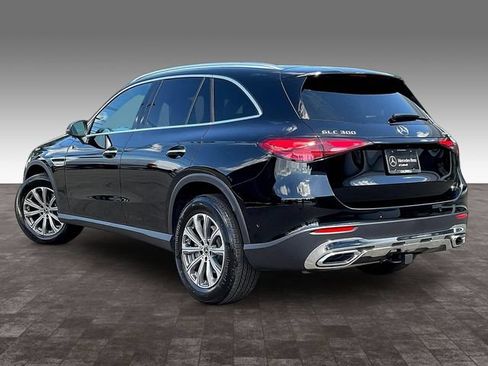 Used 2026 Mercedes-Benz GLC 300 4MATIC image 4