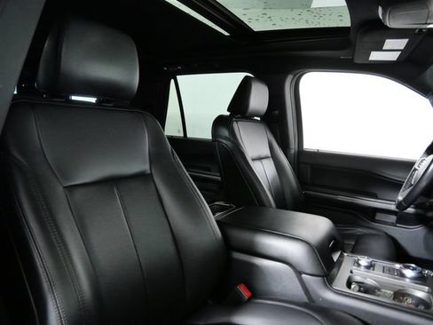 Used 2021 Ford Expedition XLT AWD/4WD image 8