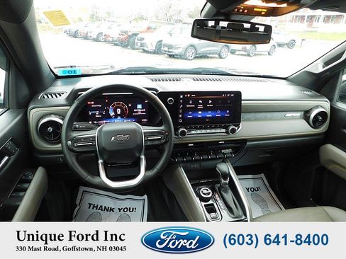 Used 2024 Chevrolet Colorado ZR2 w/ ZR2 Convenience Package III AWD/4WD image 17