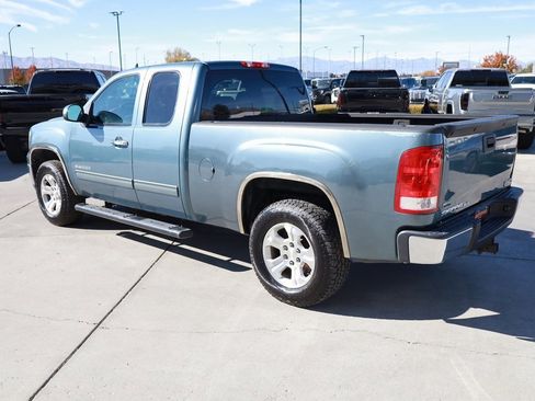 Used 2011 GMC Sierra 1500 SLE image 4