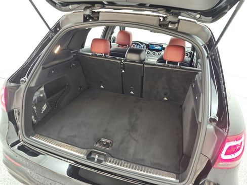 Used 2021 Mercedes-Benz GLC 300 image 22