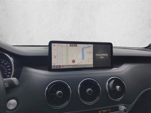 Used 2022 Kia Stinger GT1 image 8