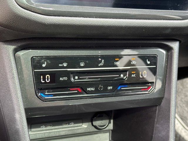 Certified 2023 Volkswagen Tiguan SE R-Line FWD image 16