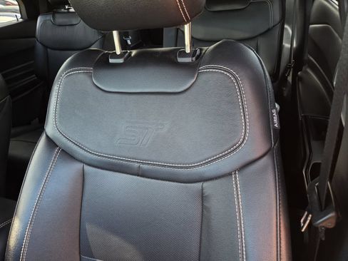 Used 2022 Ford Explorer ST w/ Equipment Group 401A AWD/4WD image 16
