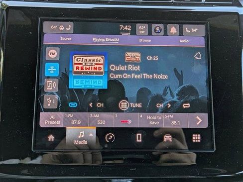 New 2025 Jeep Grand Cherokee L Laredo w/ Luxury Tech Group I image 12