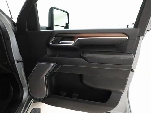 Used 2024 GMC Sierra 2500 Denali w/ Technology Package image 6