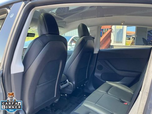 Used 2020 Tesla Model Y Long Range AWD/4WD image 29