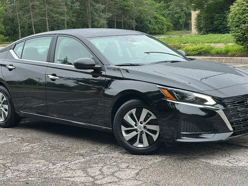 New 2025 Nissan Altima 2.5 S image 1