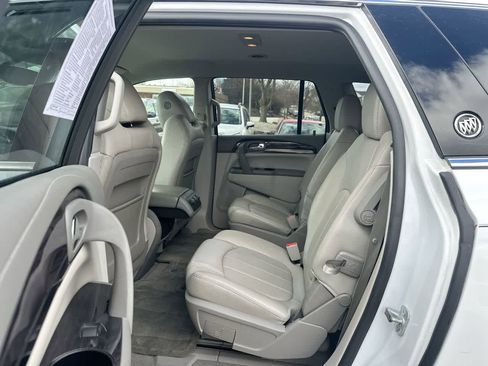 Used 2017 Buick Enclave Leather image 24