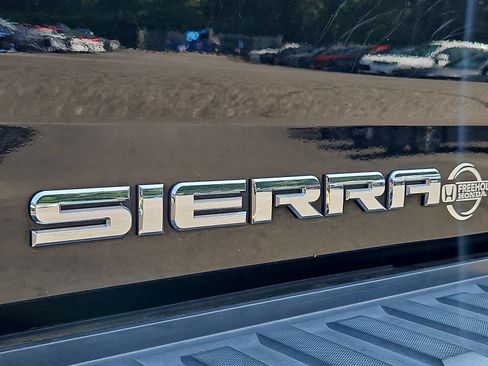 Used 2018 GMC Sierra 1500 4x4 Double Cab w/ Elevation Edition image 30