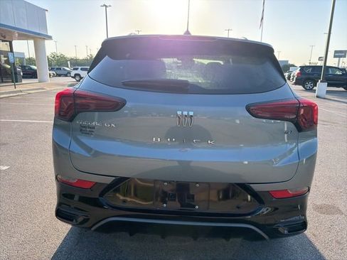 Used 2024 Buick Encore GX Sport Touring w/ Experience Buick Package image 5