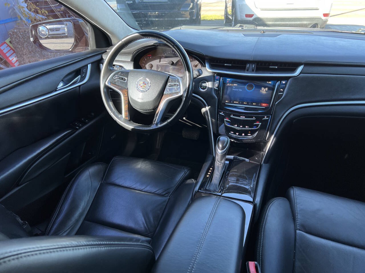 Used 2015 Cadillac XTS w/ Rear Seat Comfort Package FWD image 23