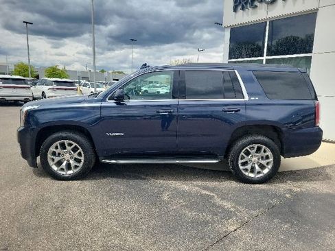 Used 2019 GMC Yukon SLE w/ SLE Value Package AWD/4WD image 8