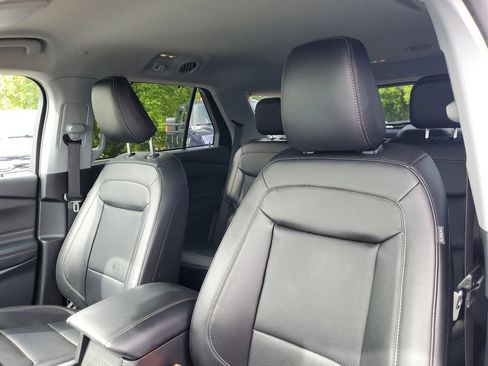 Certified 2023 Ford Explorer Limited w/ Hybrid Equipment Group 310A AWD/4WD image 13
