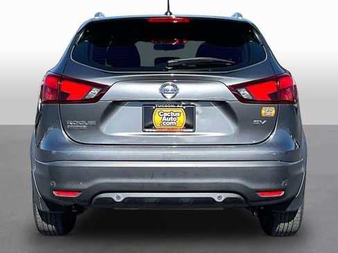 Used 2019 Nissan Rogue Sport SV w/ All-Weather Package FWD image 4