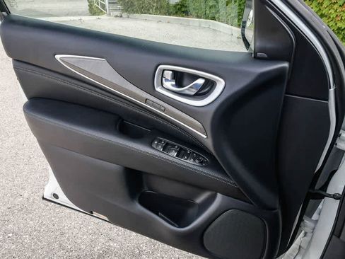 Used 2020 INFINITI QX60 Luxe w/ Essential Package FWD image 26