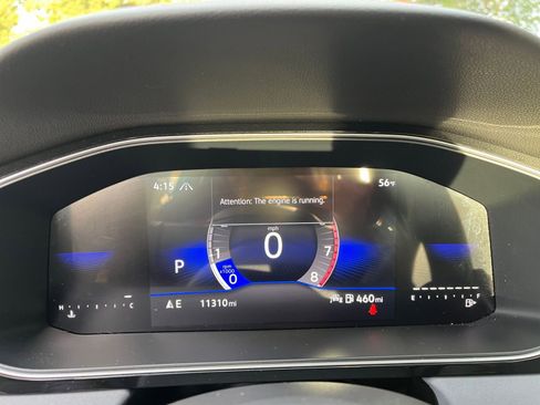 Used 2025 Volkswagen Jetta SE image 40