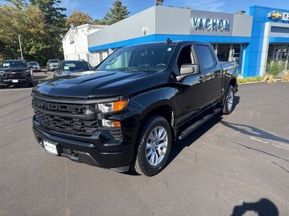 Certified 2022 Chevrolet Silverado 1500 Custom w/ LPO, Dark Essentials Package